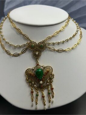 Vintage ART Design Gold and Green Statement Necklace With Pearls #27SN